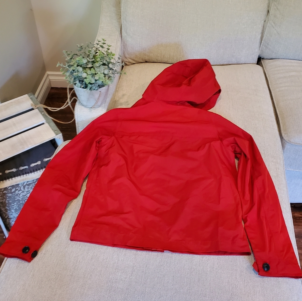 Brand new Burberry Children 14Y raincoat XXS XS - Picture 3 of 15